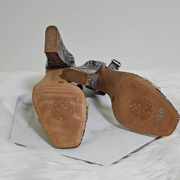 Vince Camuto Black and Tan Snakeskin Heels - Picture 5 of 16
